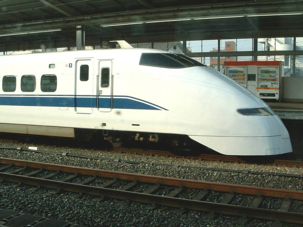 japan-s-bullet-train-1556103-1280x960